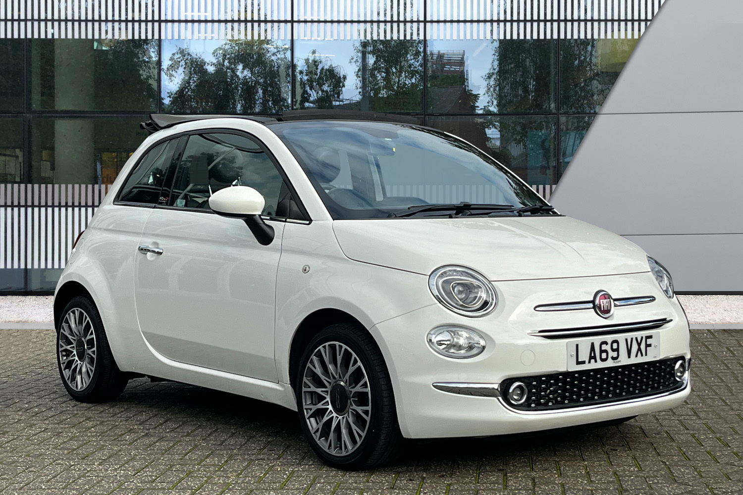 Main listing image - Fiat 500C