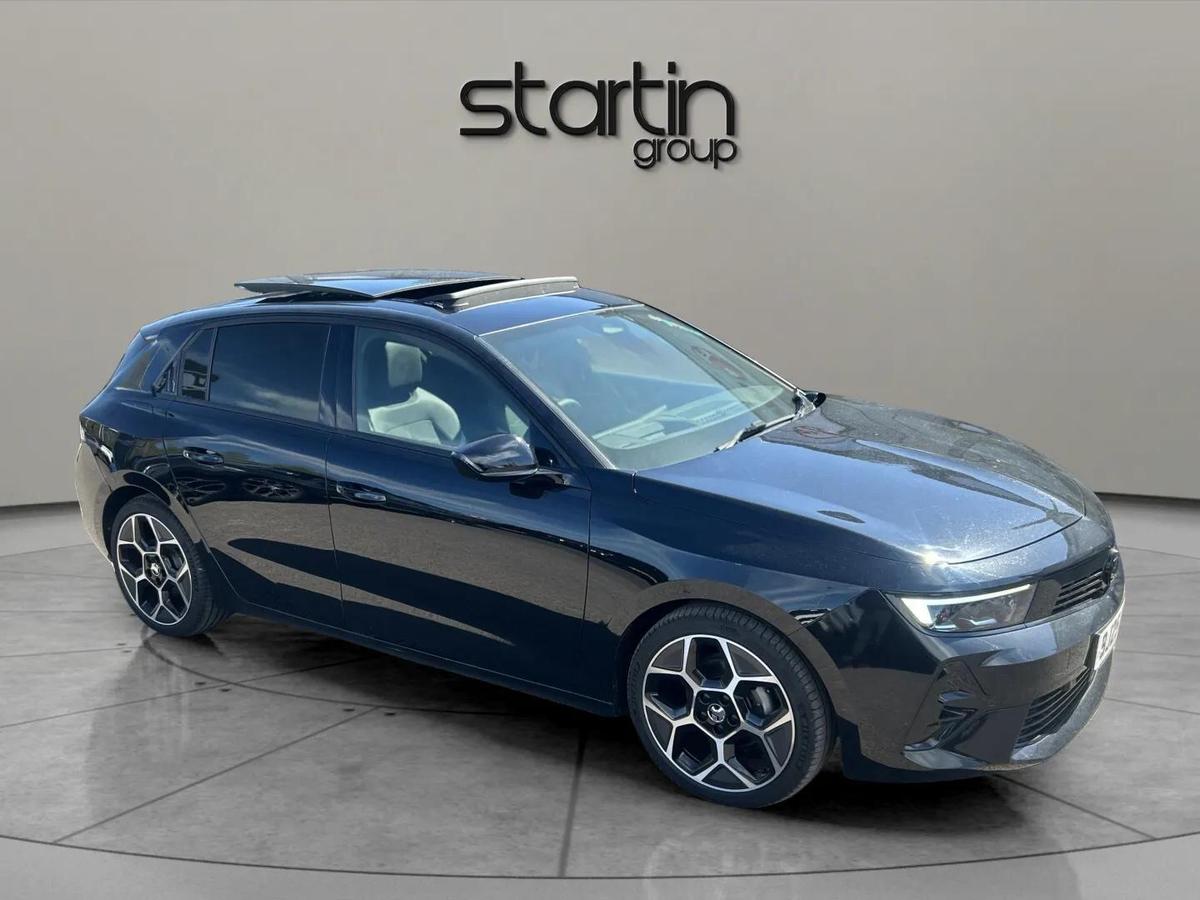 Main listing image - Vauxhall Astra