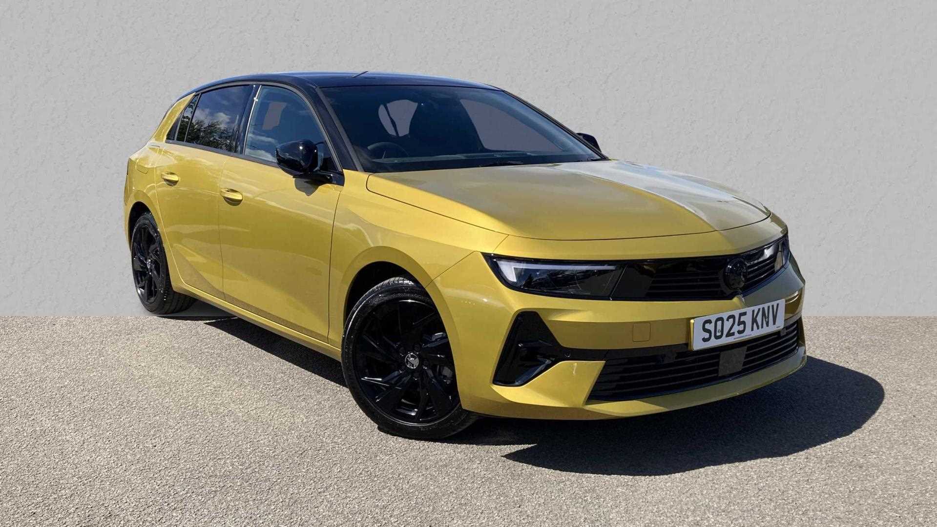 Main listing image - Vauxhall Astra
