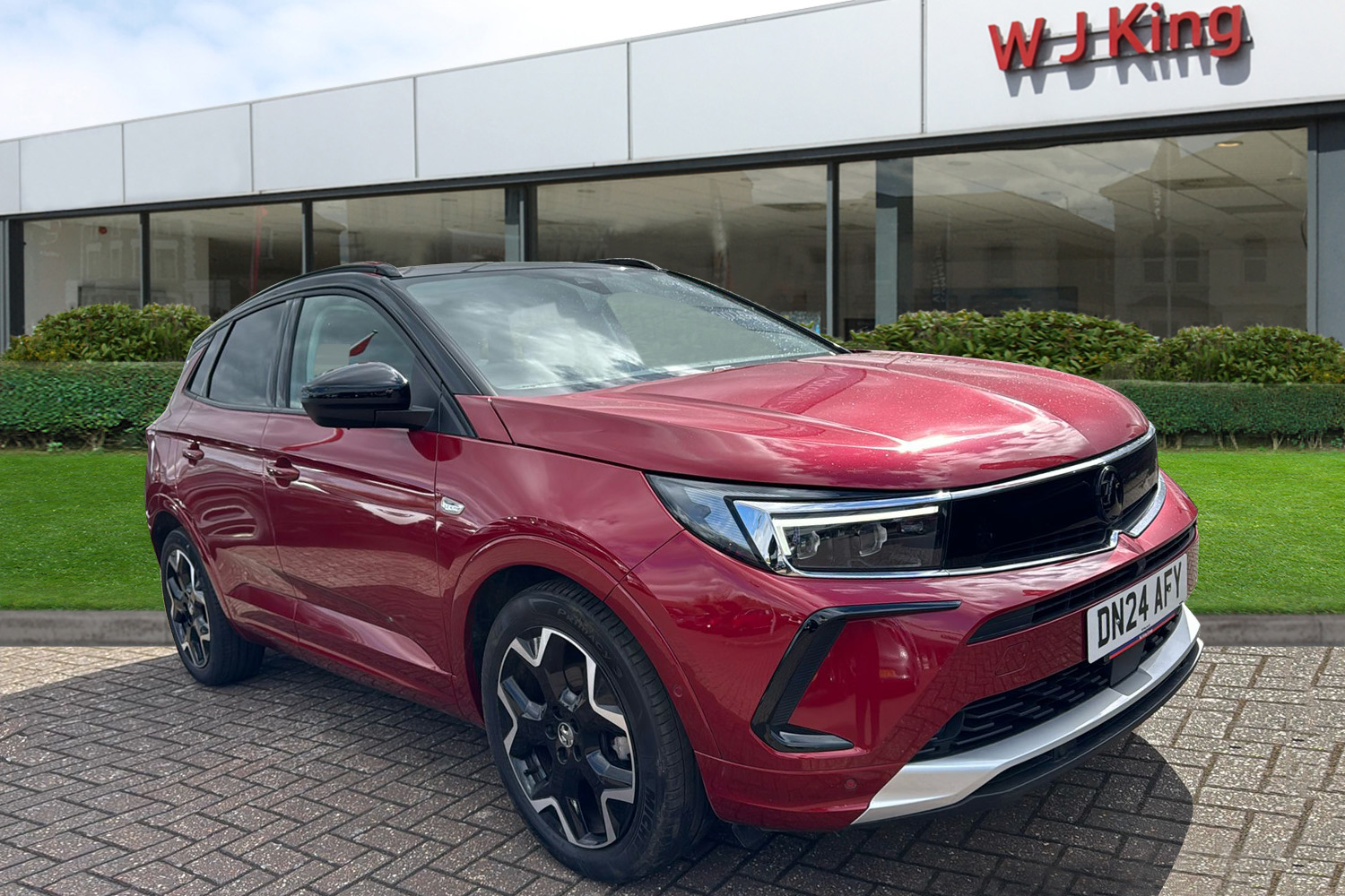 Main listing image - Vauxhall Grandland