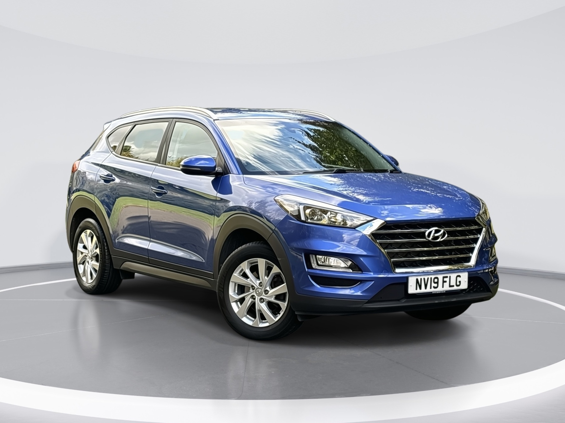 Main listing image - Hyundai Tucson