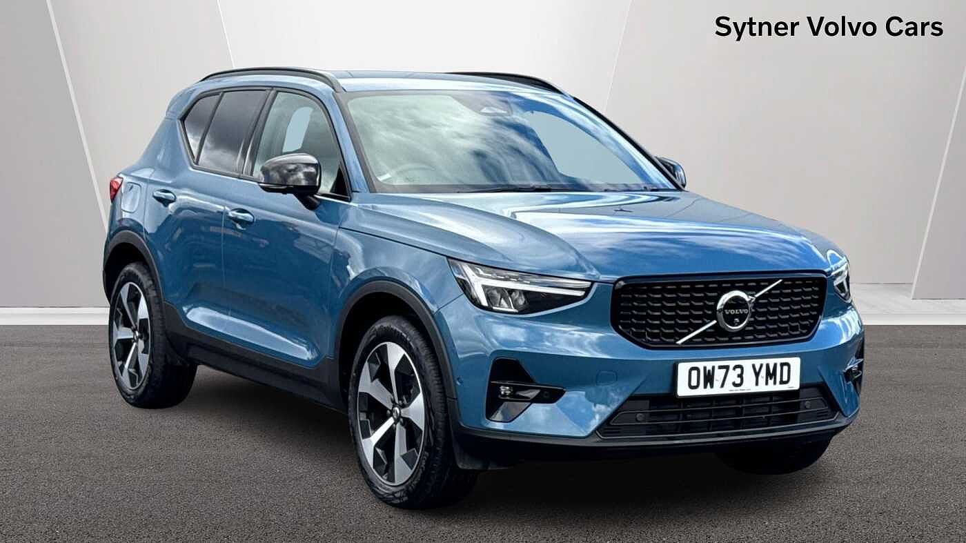 Main listing image - Volvo XC40