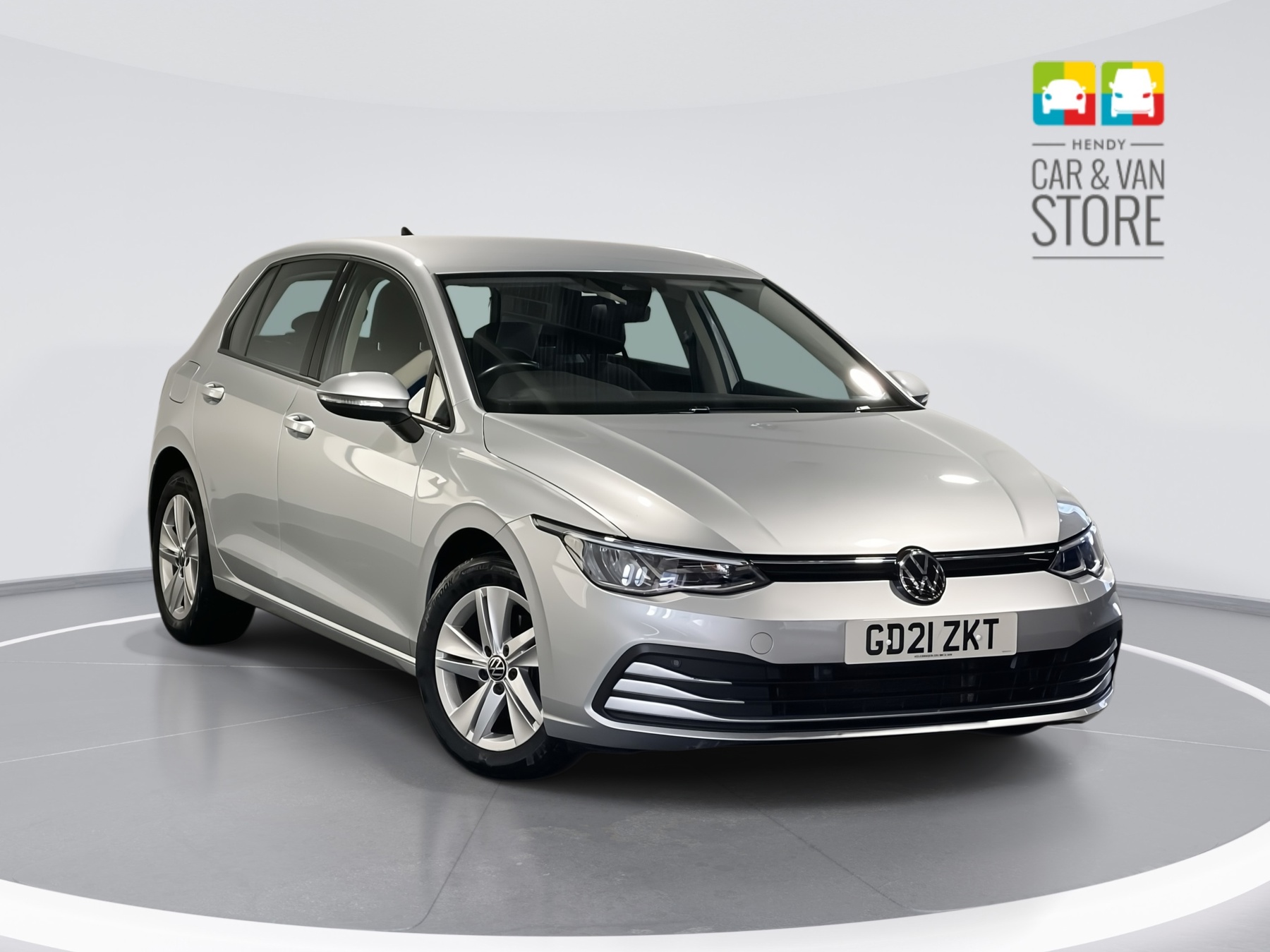 Main listing image - Volkswagen Golf