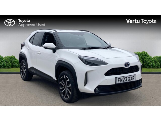 Main listing image - Toyota Yaris Cross
