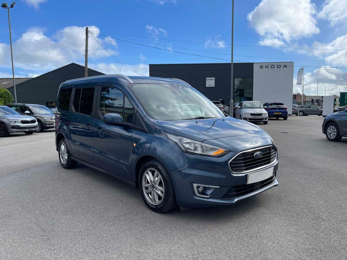 Main listing image - Ford Grand Tourneo Connect
