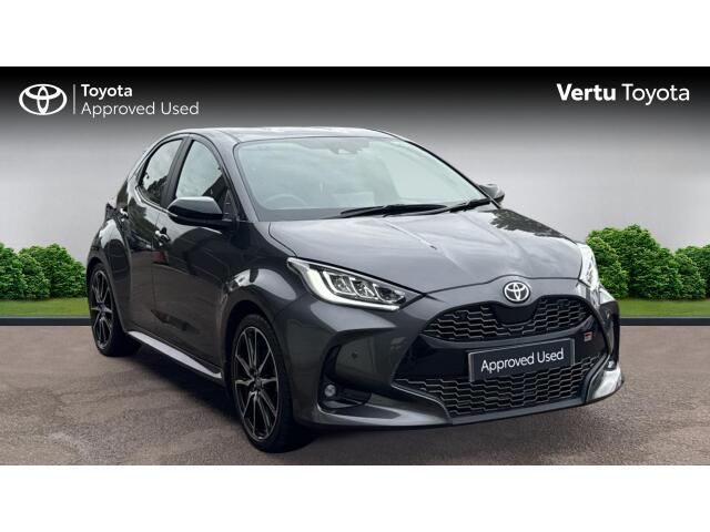 Main listing image - Toyota Yaris