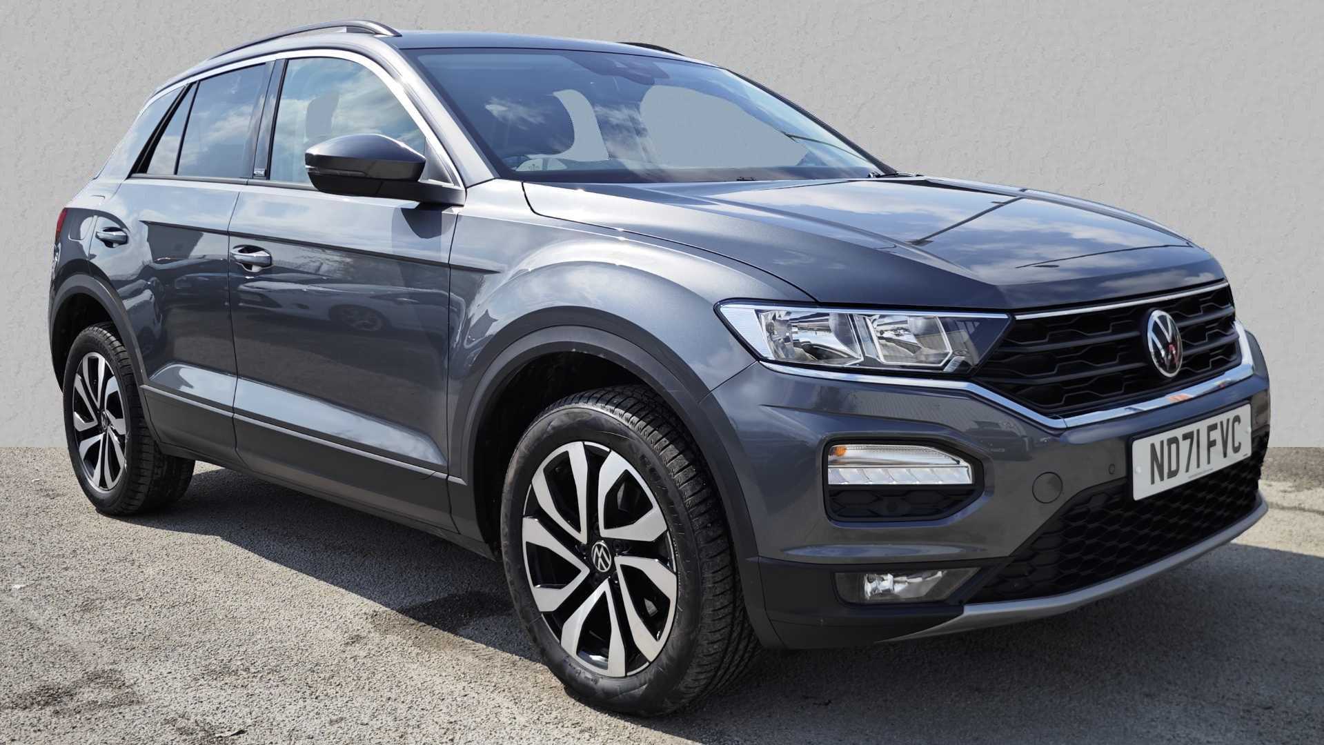 Main listing image - Volkswagen T-Roc