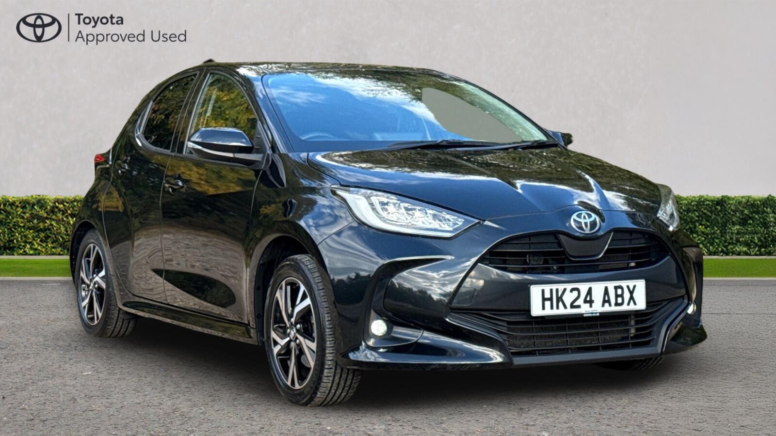Main listing image - Toyota Yaris