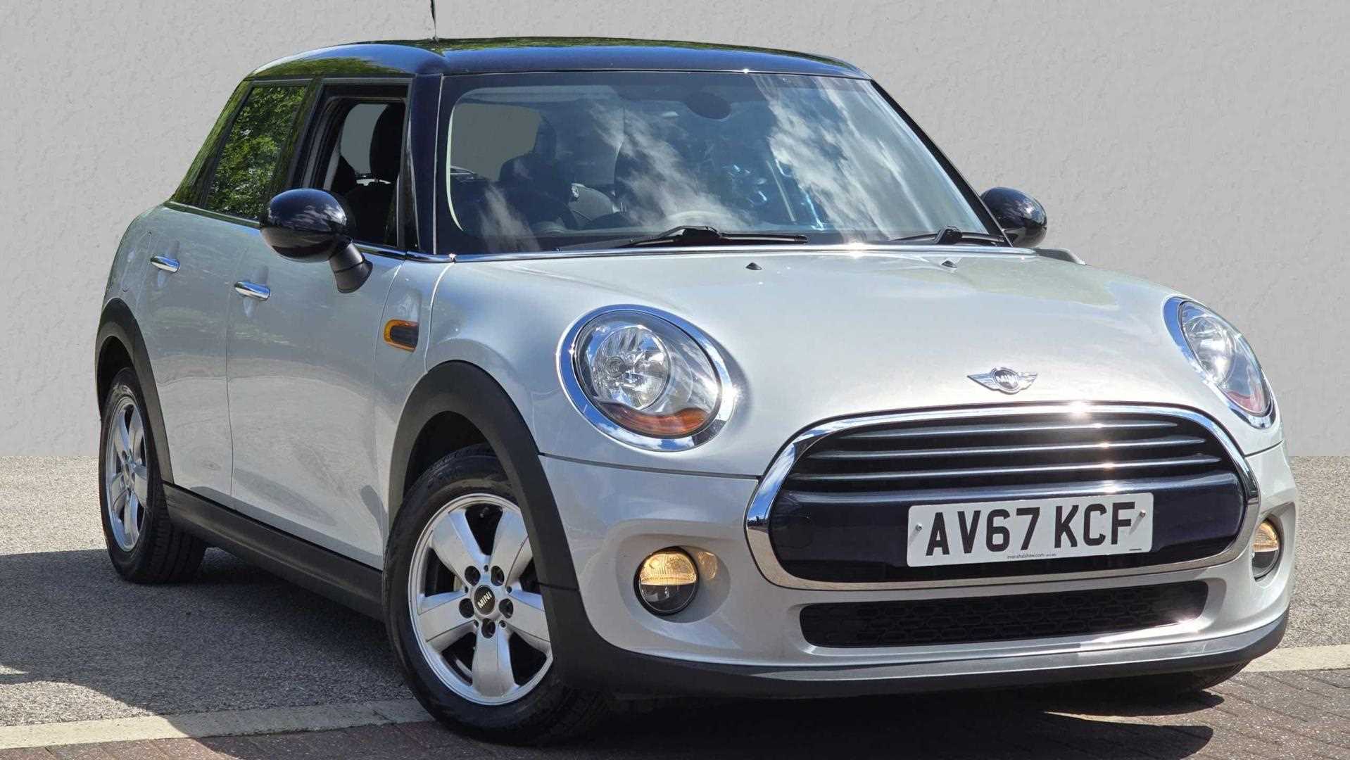 Main listing image - MINI Hatchback 5dr
