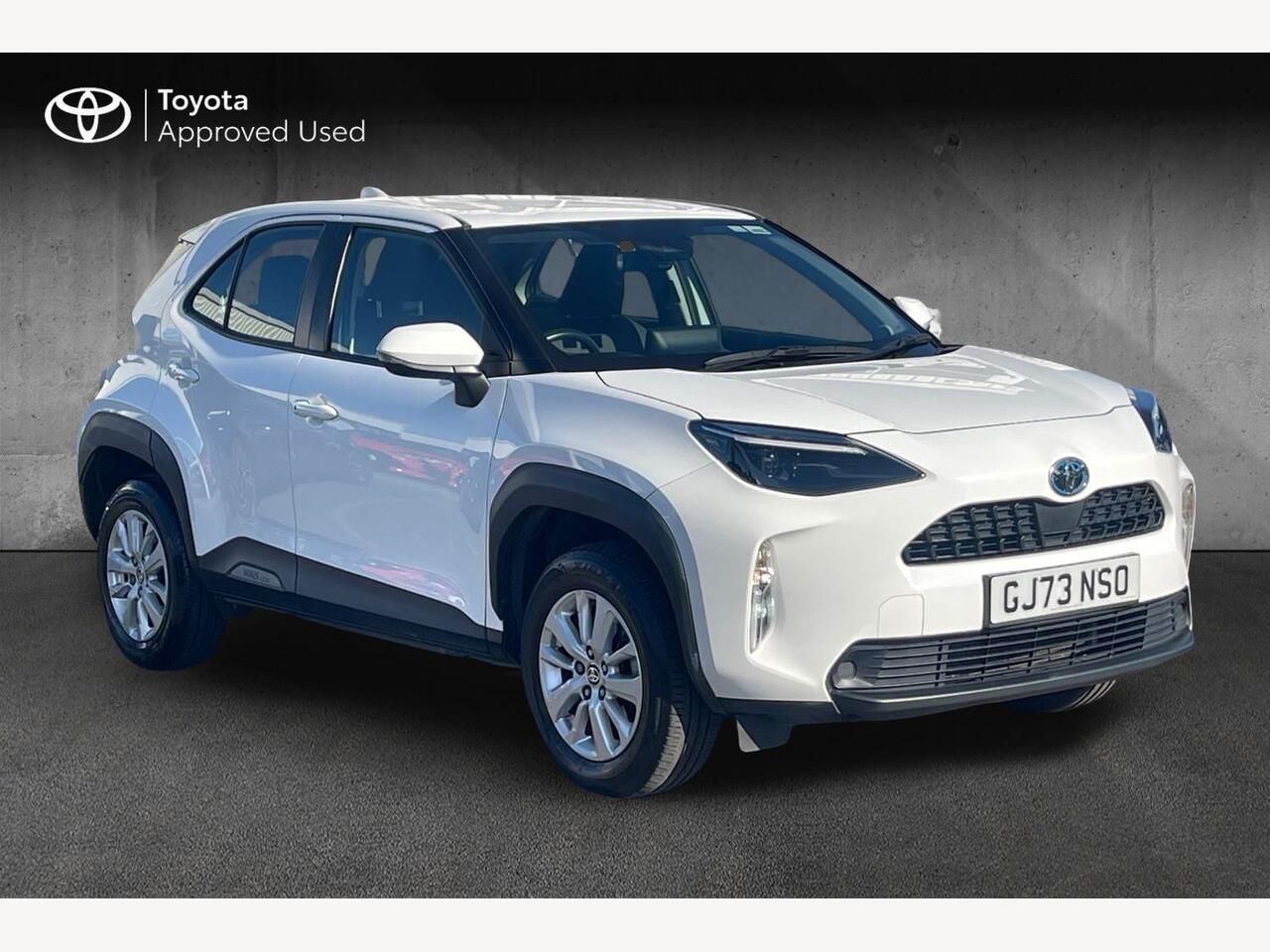 Main listing image - Toyota Yaris Cross