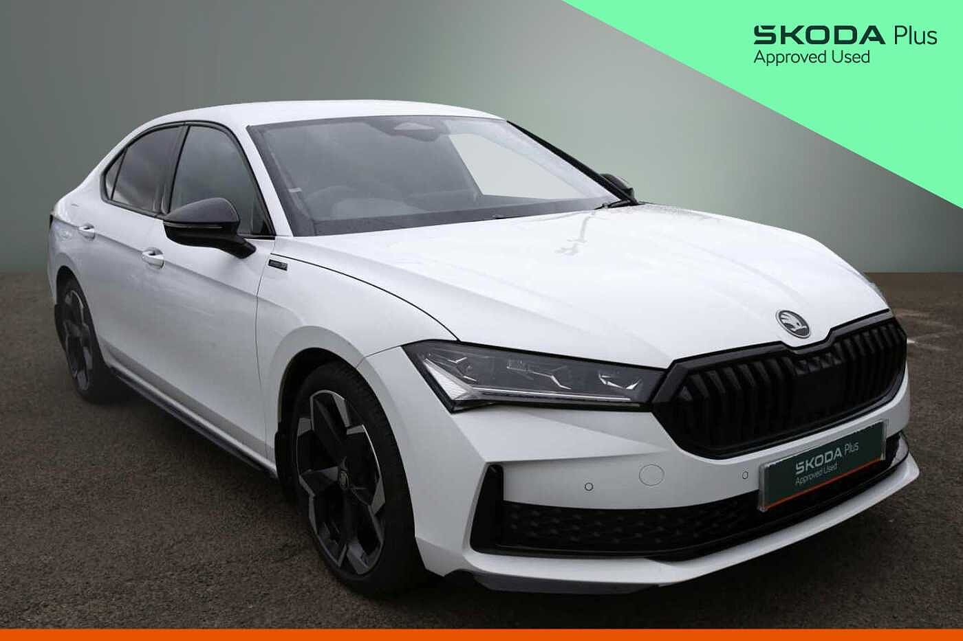 Main listing image - Skoda Superb