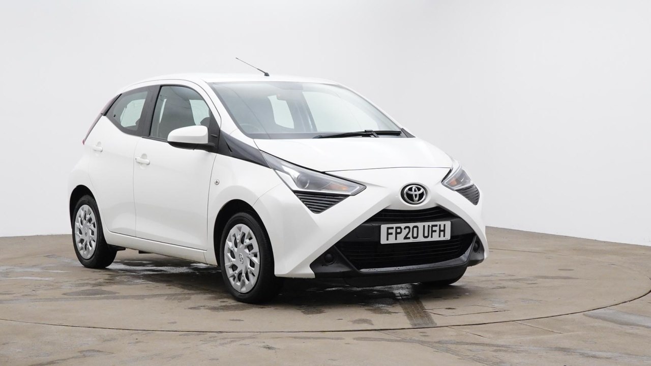 Main listing image - Toyota Aygo