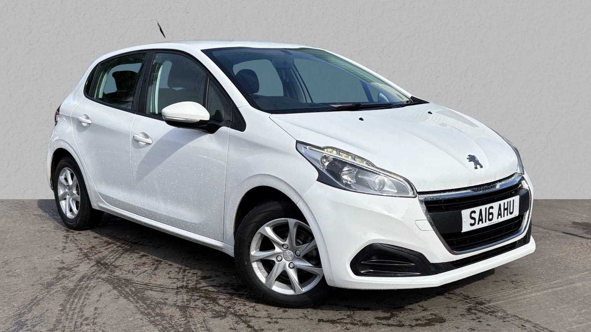 Main listing image - Peugeot 208