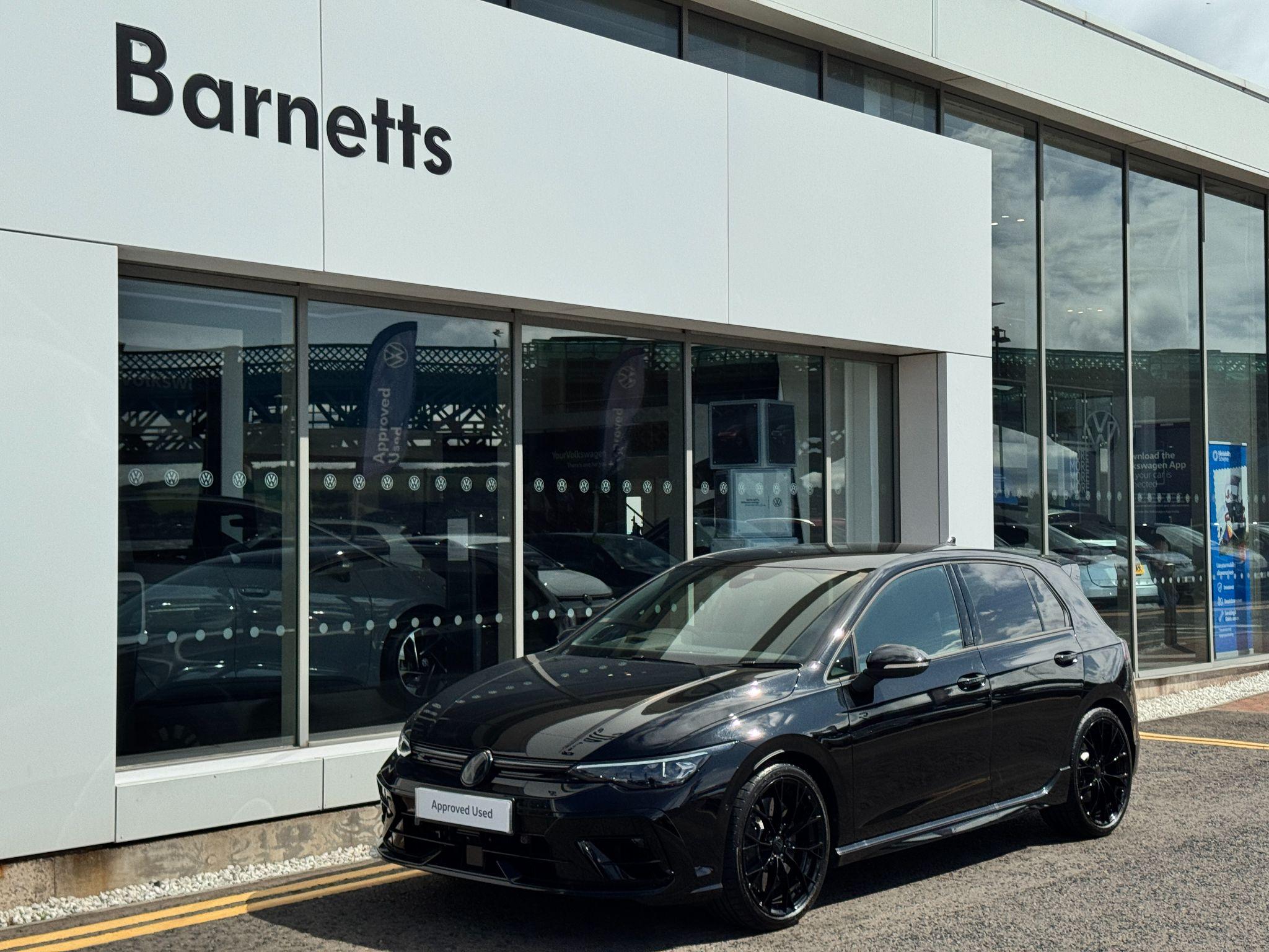 Main listing image - Volkswagen Golf R