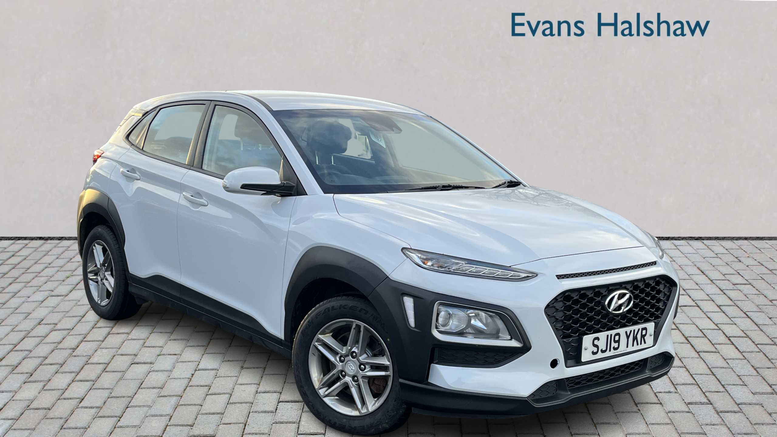 Main listing image - Hyundai Kona