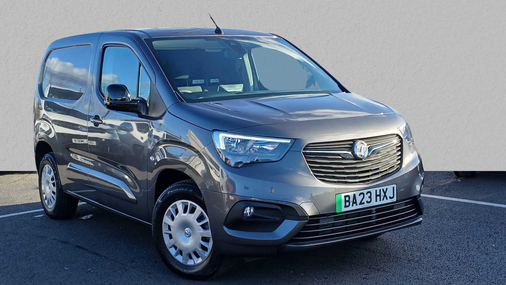 Main listing image - Vauxhall Combo Cargo-e