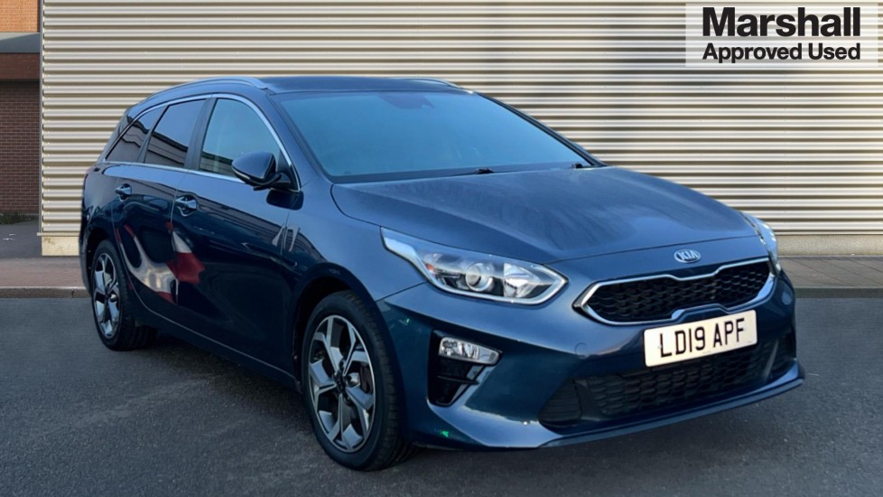 Main listing image - Kia Ceed SW