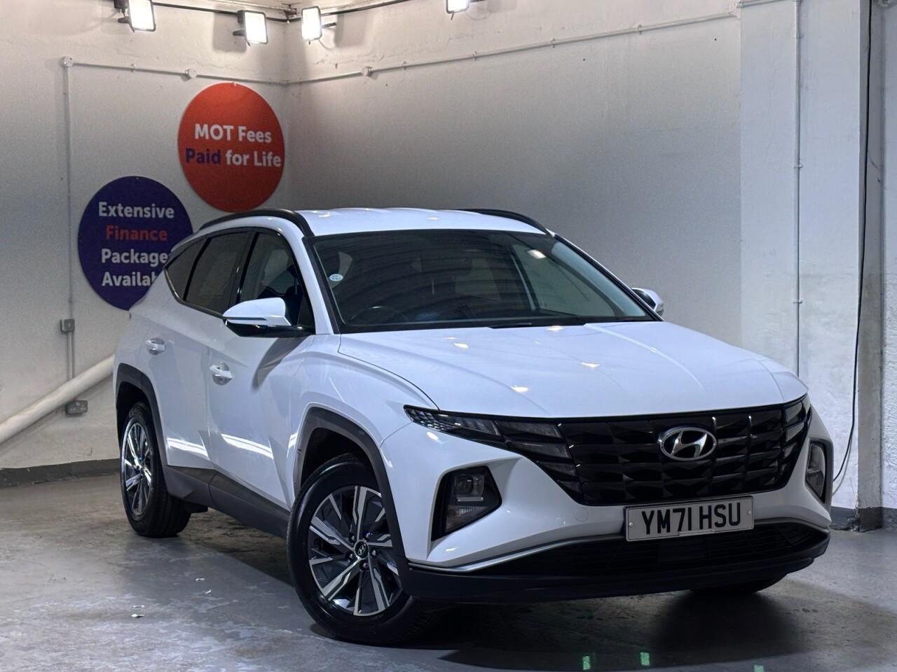 Main listing image - Hyundai Tucson