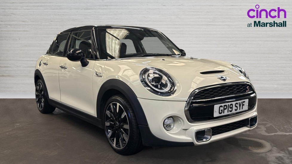 Main listing image - MINI Hatchback