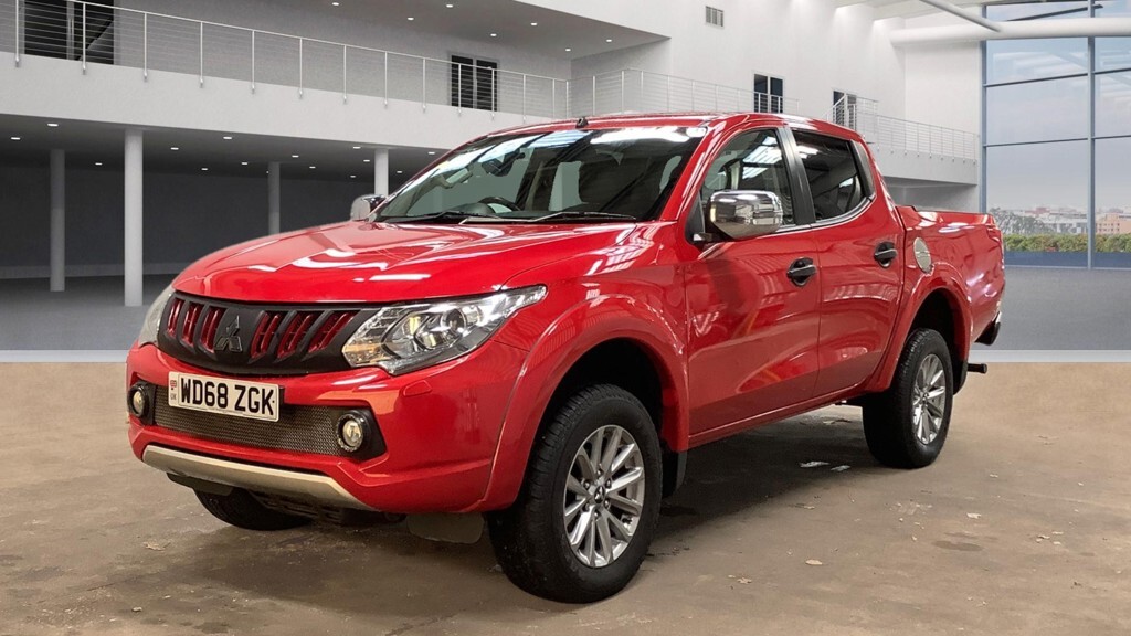 Main listing image - Mitsubishi L200