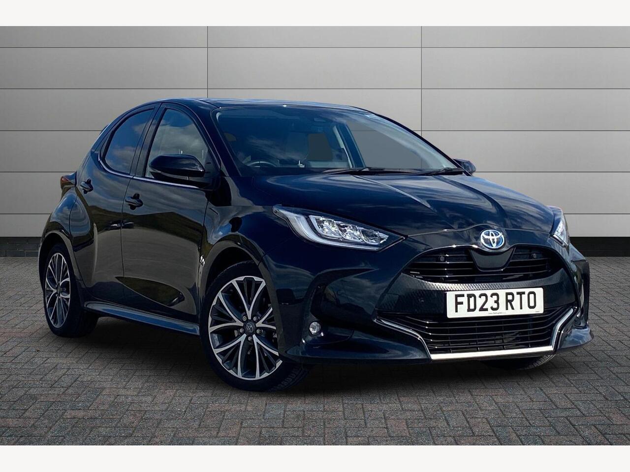 Main listing image - Toyota Yaris