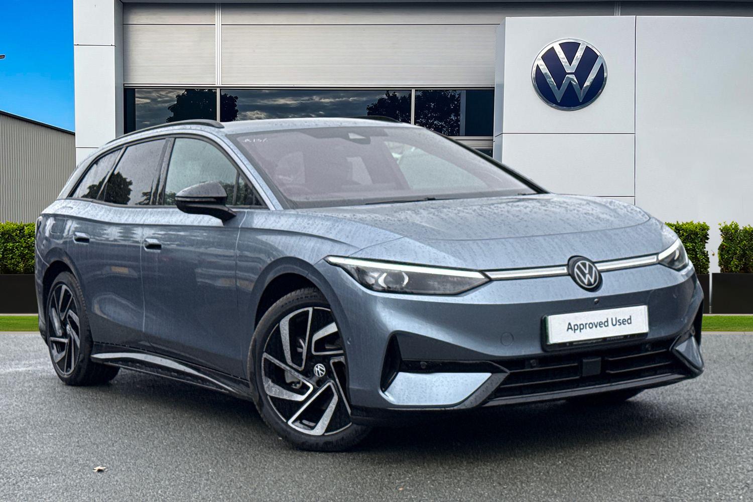 Main listing image - Volkswagen ID.7