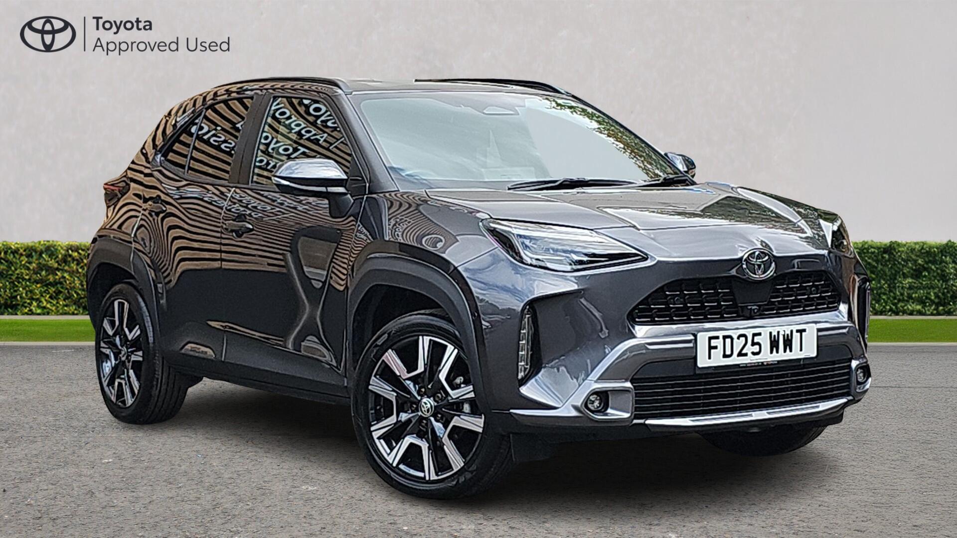 Main listing image - Toyota Yaris Cross