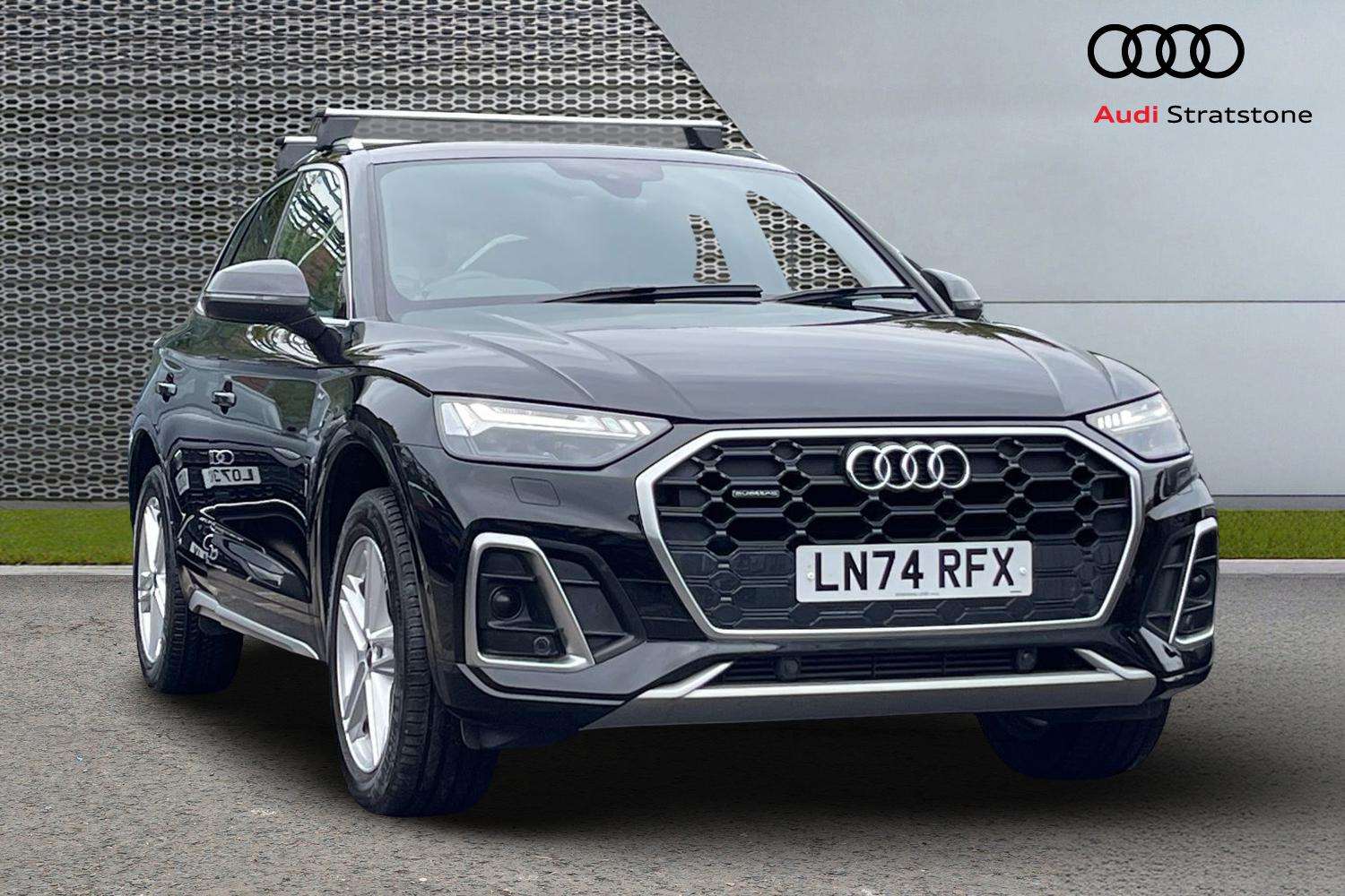Main listing image - Audi Q5