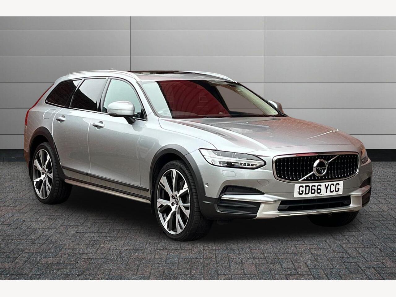 Main listing image - Volvo V90