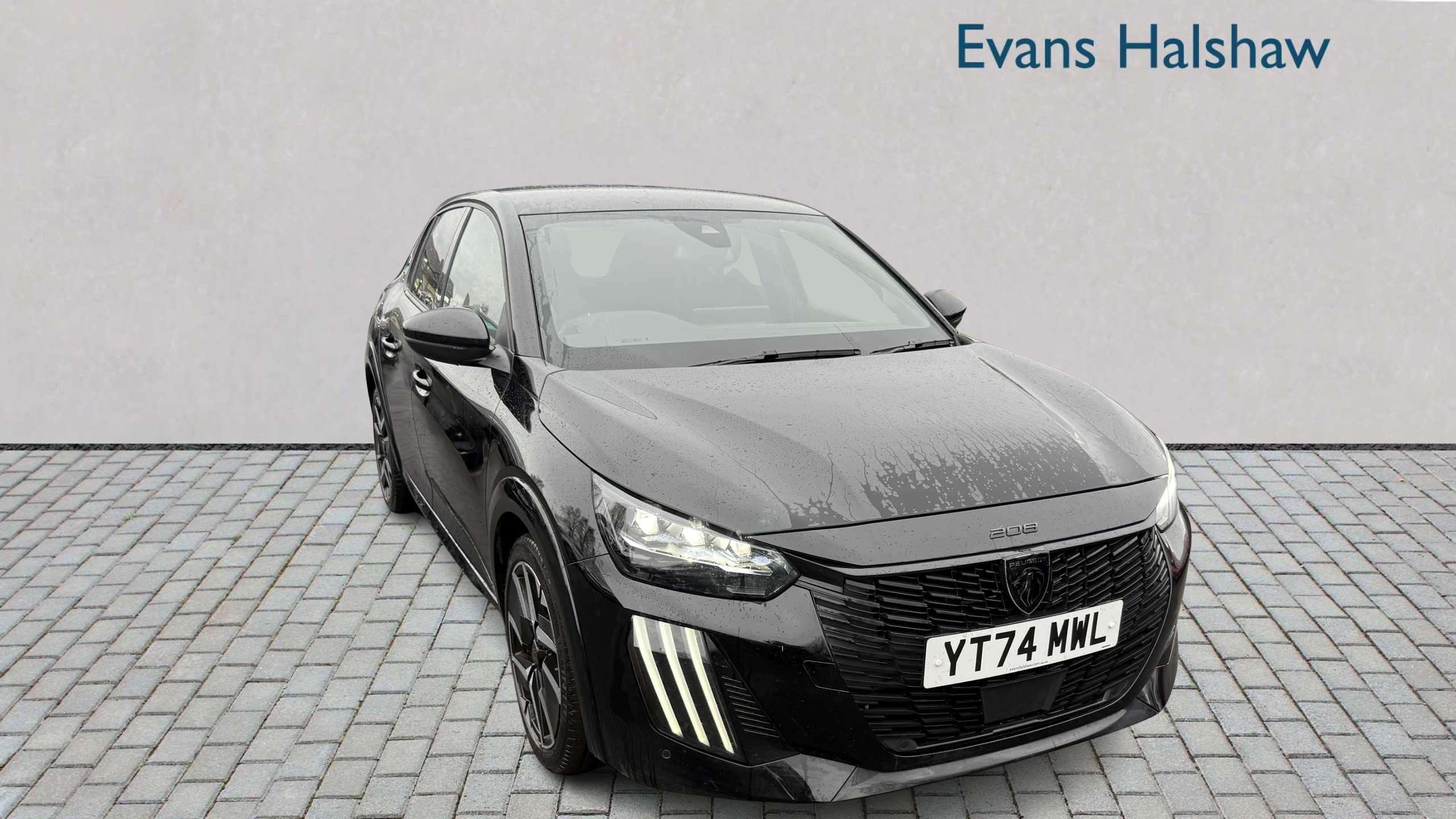 Main listing image - Peugeot 208