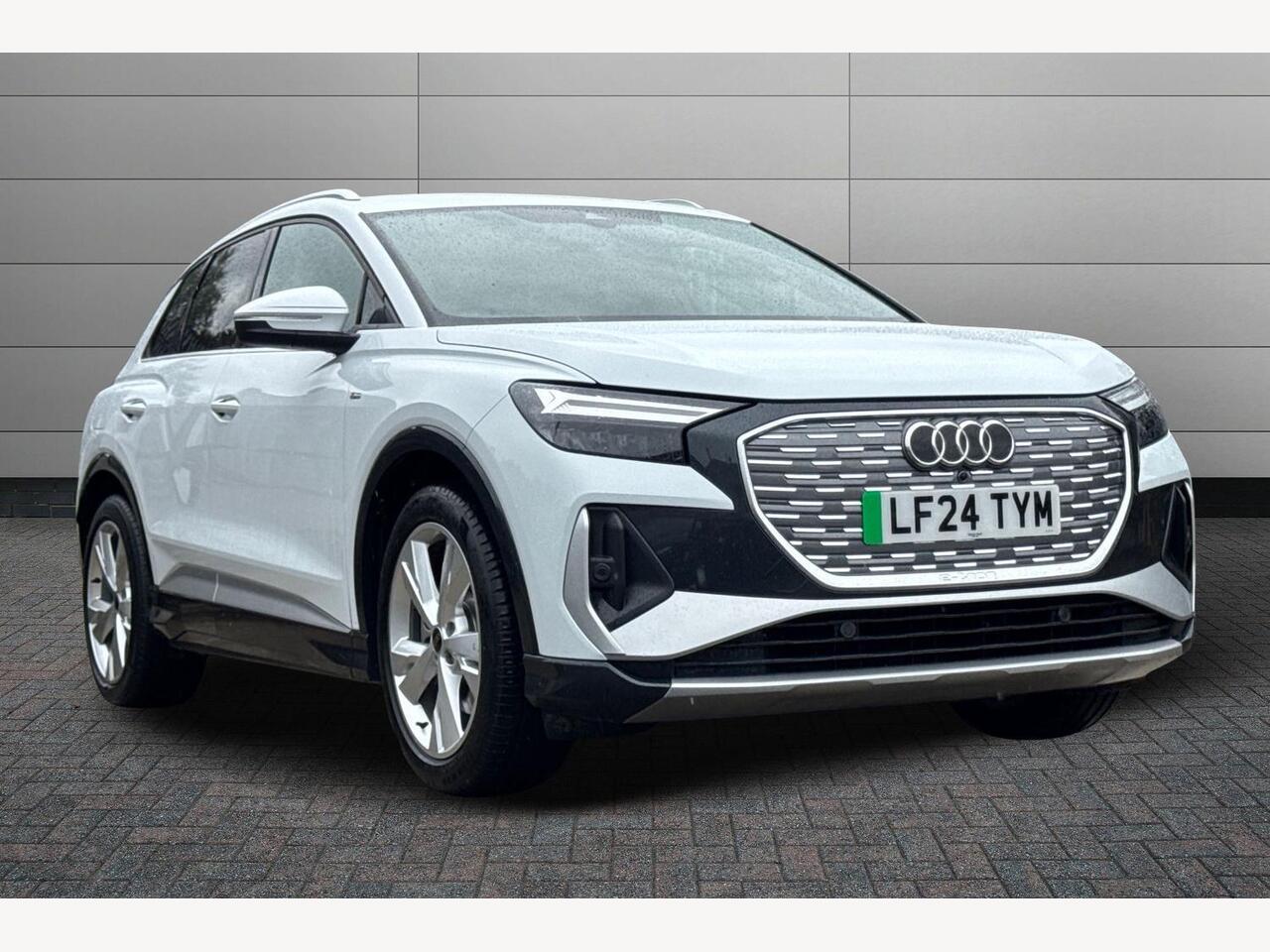 Main listing image - Audi Q4