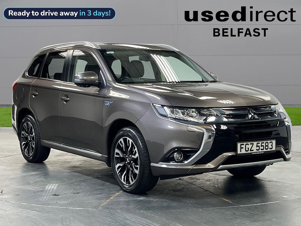 Main listing image - Mitsubishi Outlander