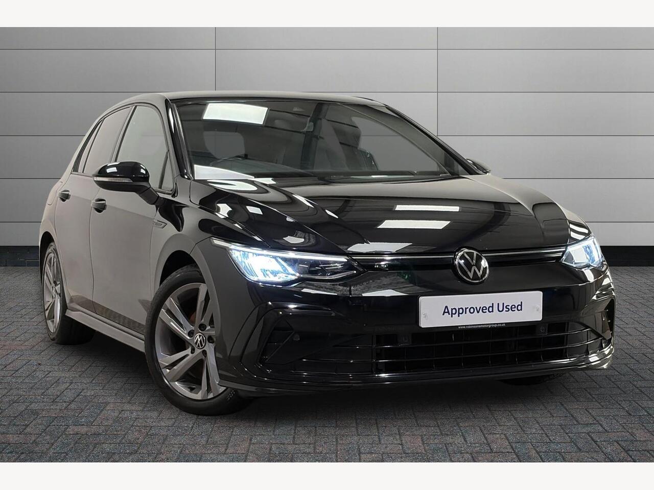 Main listing image - Volkswagen Golf