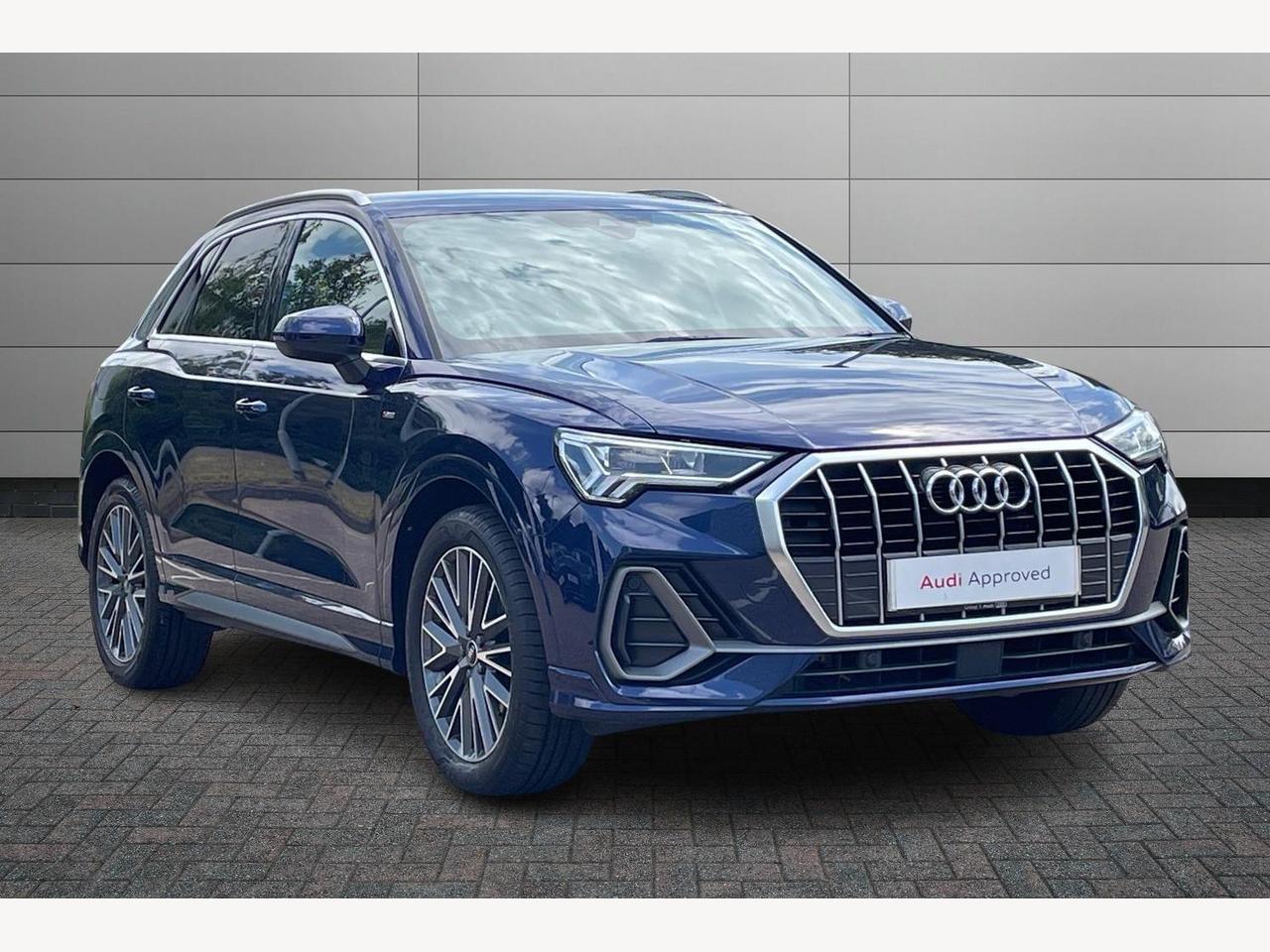 Main listing image - Audi Q3