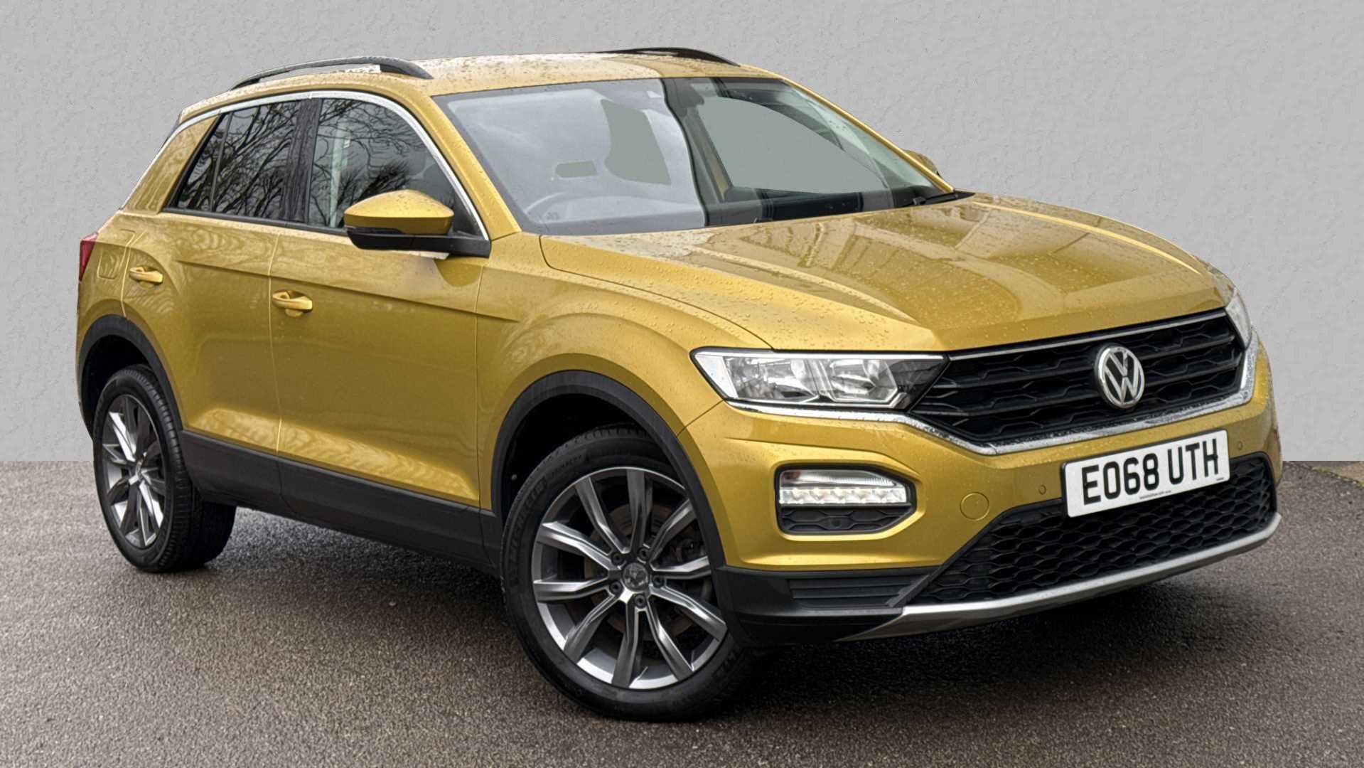 Main listing image - Volkswagen T-Roc