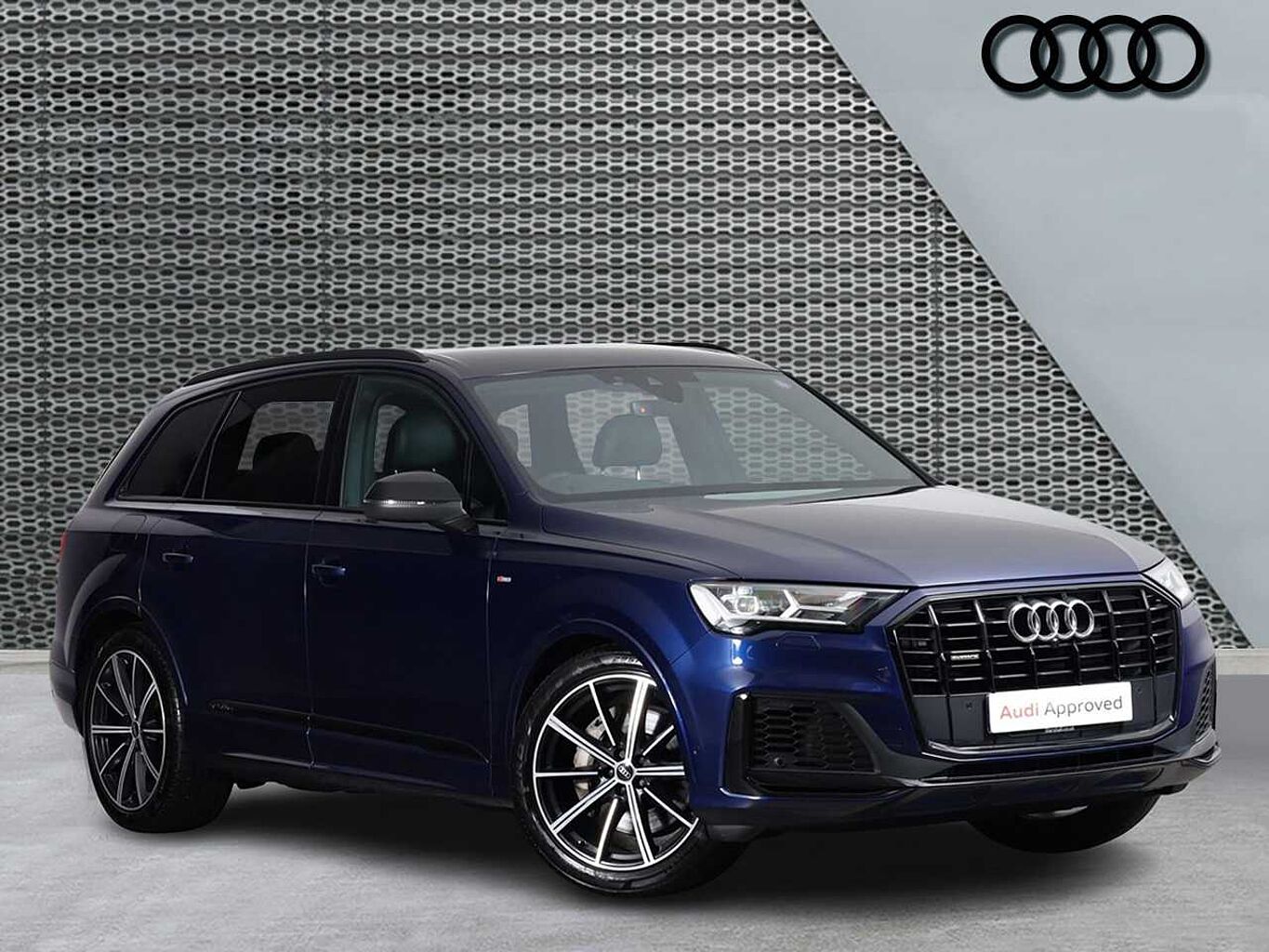Main listing image - Audi Q7