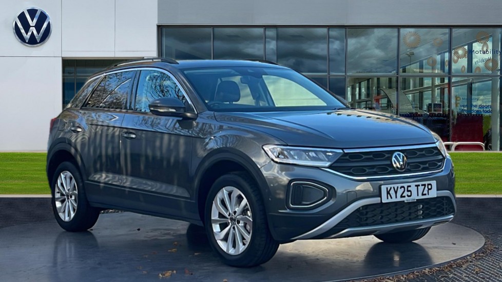 Main listing image - Volkswagen T-Roc