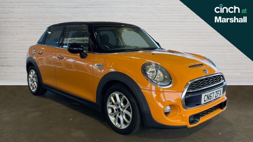 Main listing image - MINI Hatchback 5dr