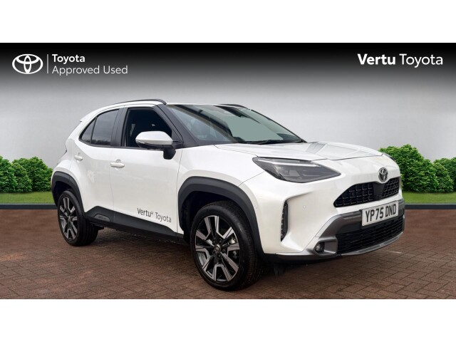 Main listing image - Toyota Yaris Cross