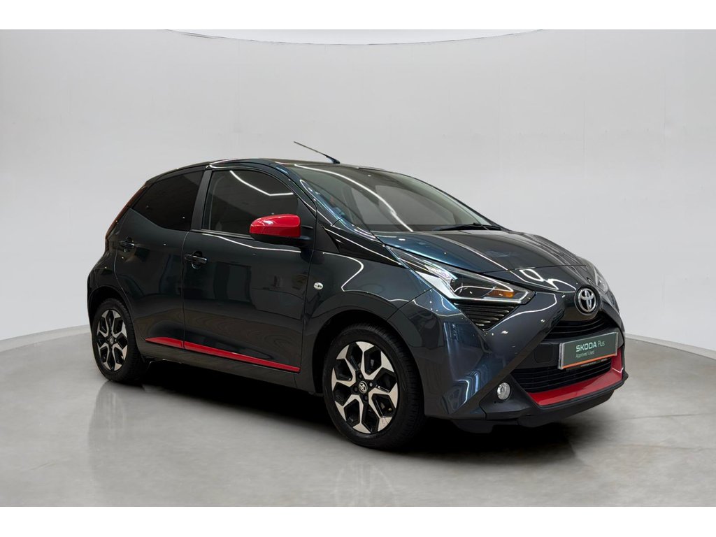Main listing image - Toyota Aygo