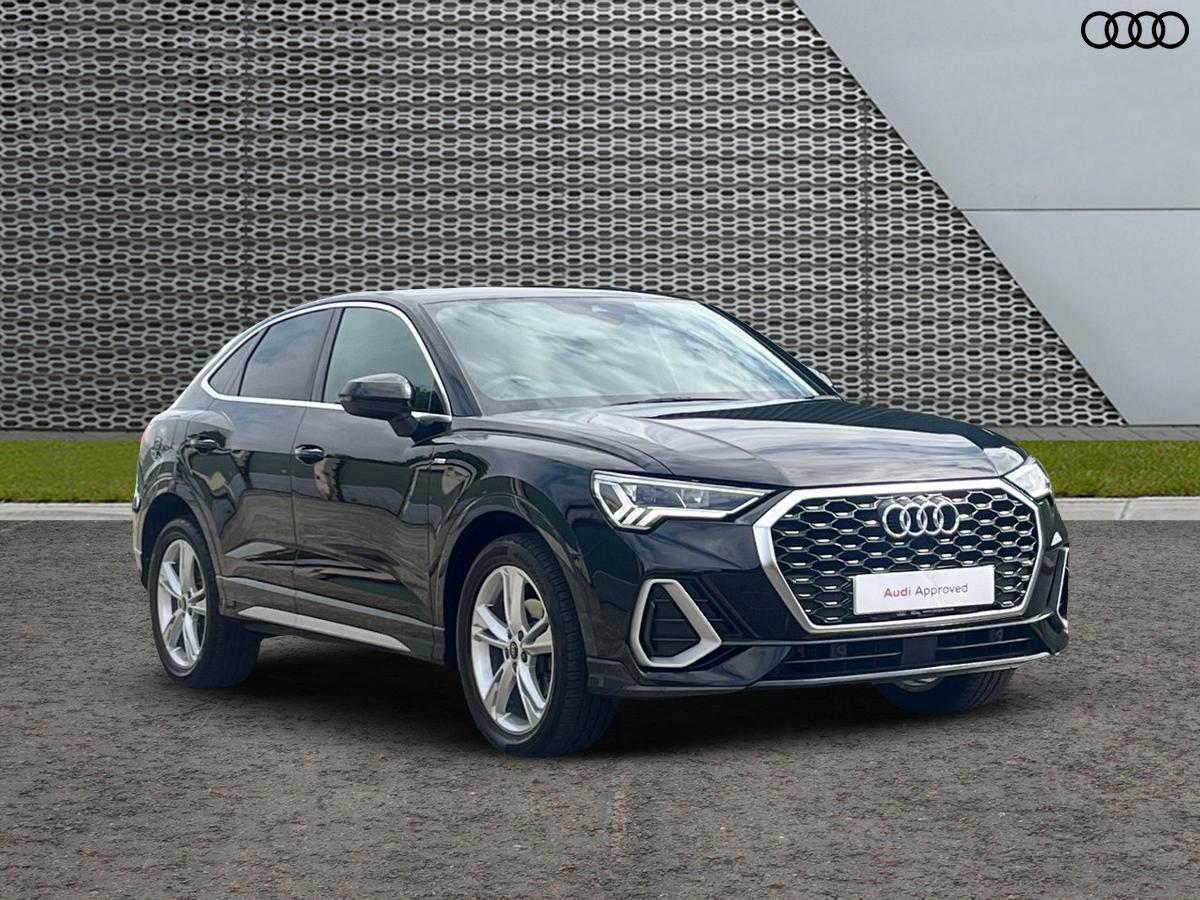 Main listing image - Audi Q3
