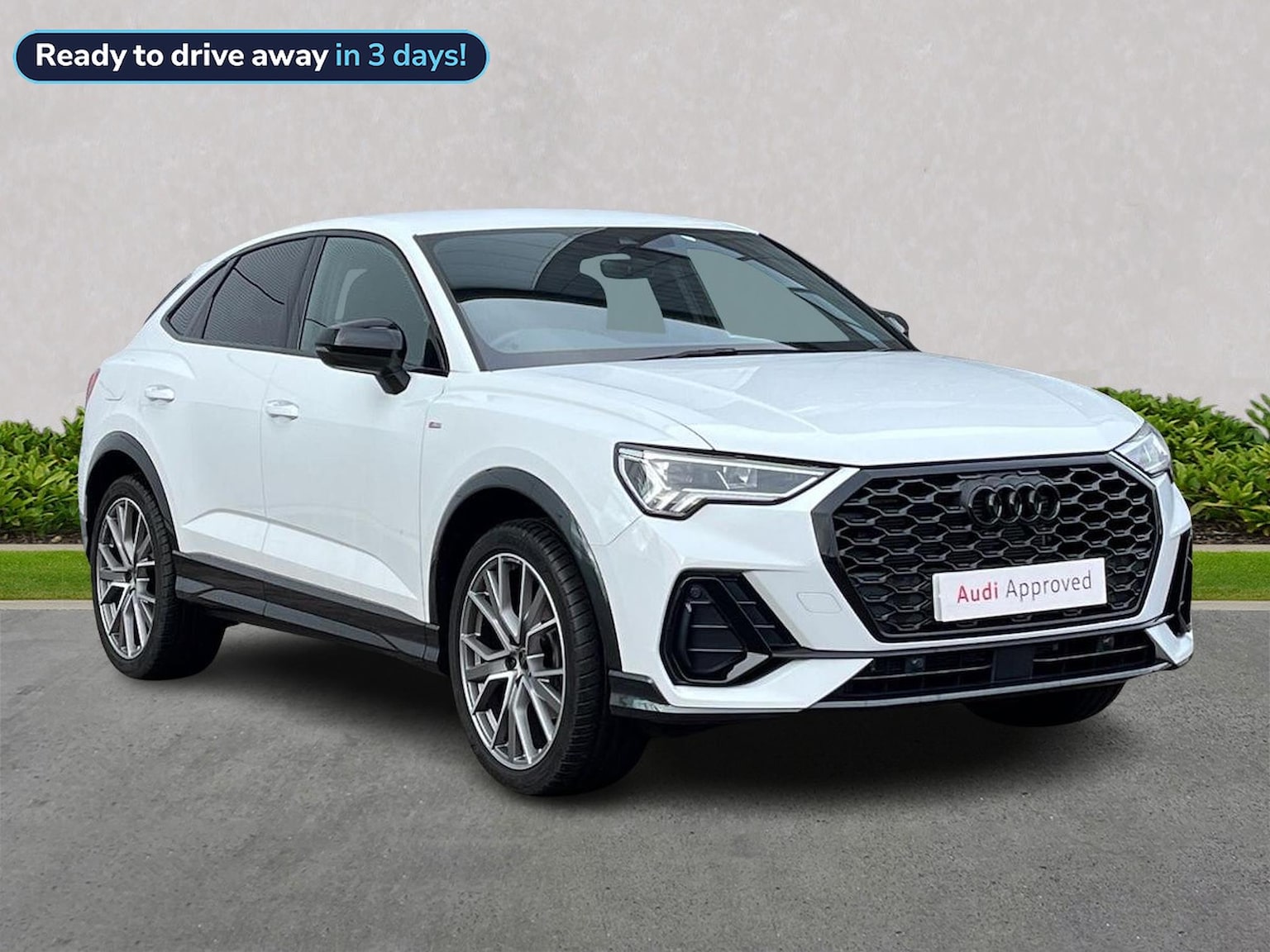 Main listing image - Audi Q3