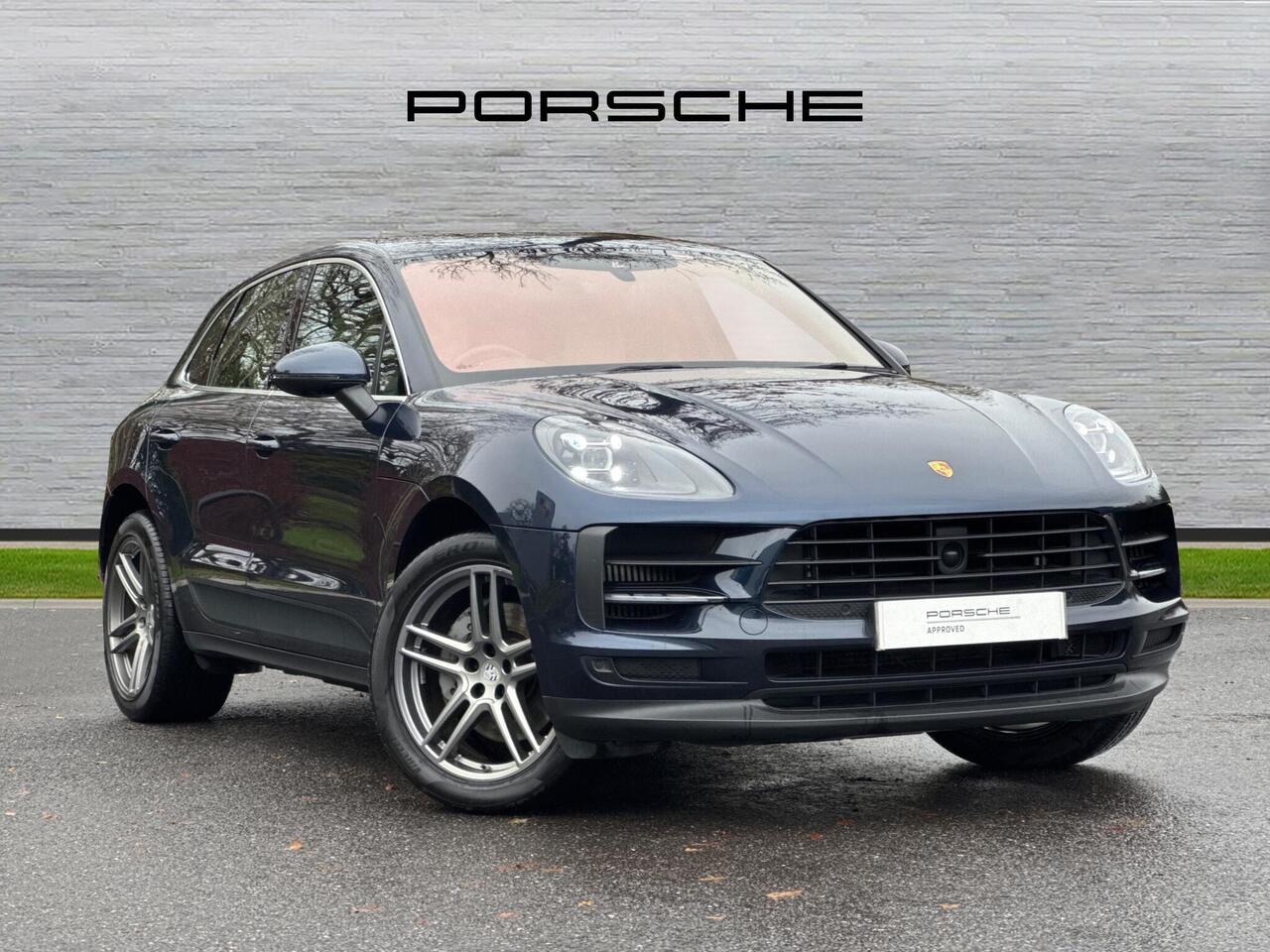 Main listing image - Porsche Macan
