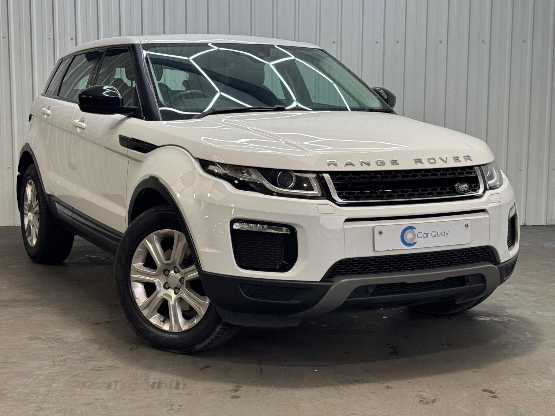 Main listing image - Land Rover Range Rover Evoque