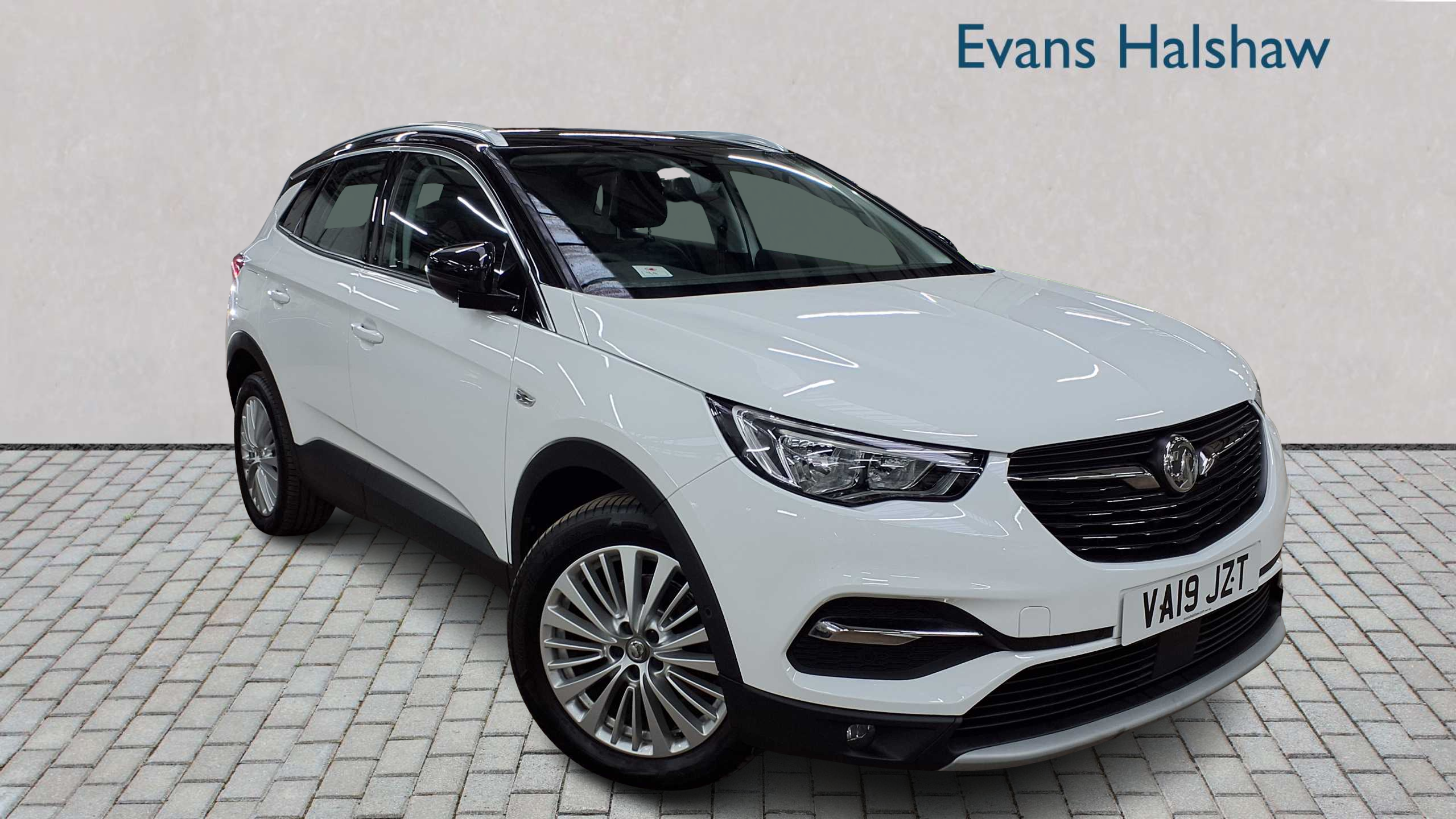 Main listing image - Vauxhall Grandland X