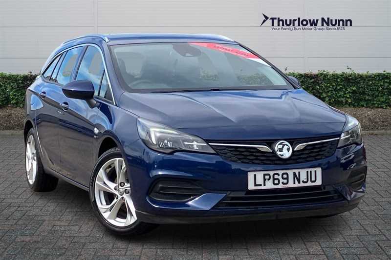 Main listing image - Vauxhall Astra Sports Tourer