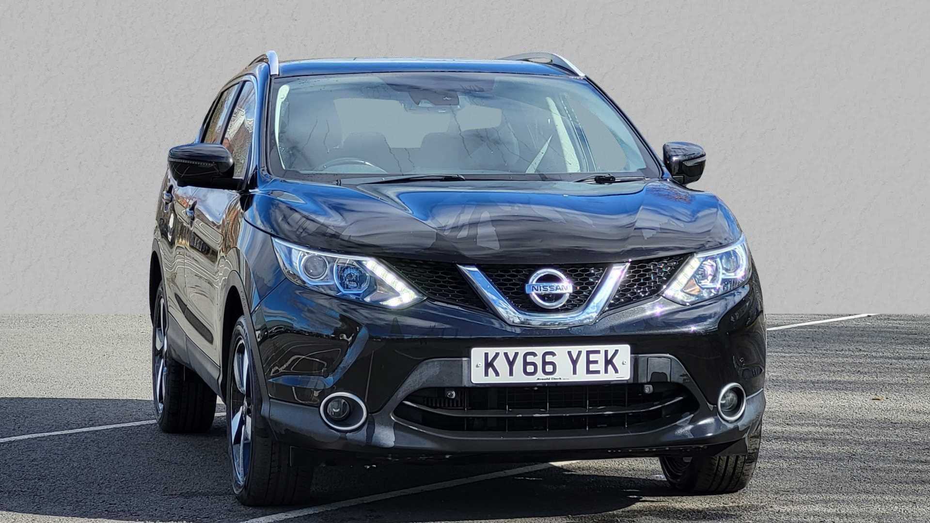 Main listing image - Nissan Qashqai