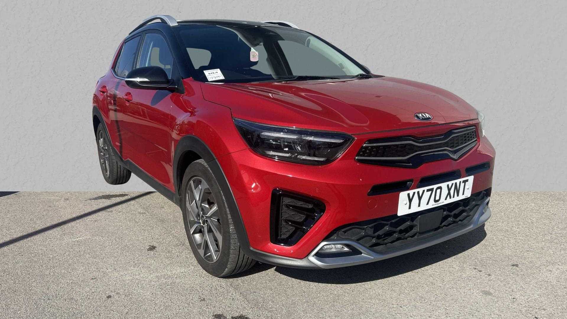 Main listing image - Kia Stonic