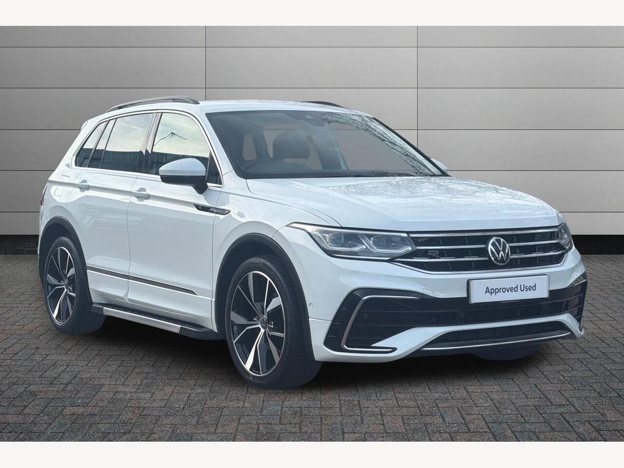 Main listing image - Volkswagen Tiguan