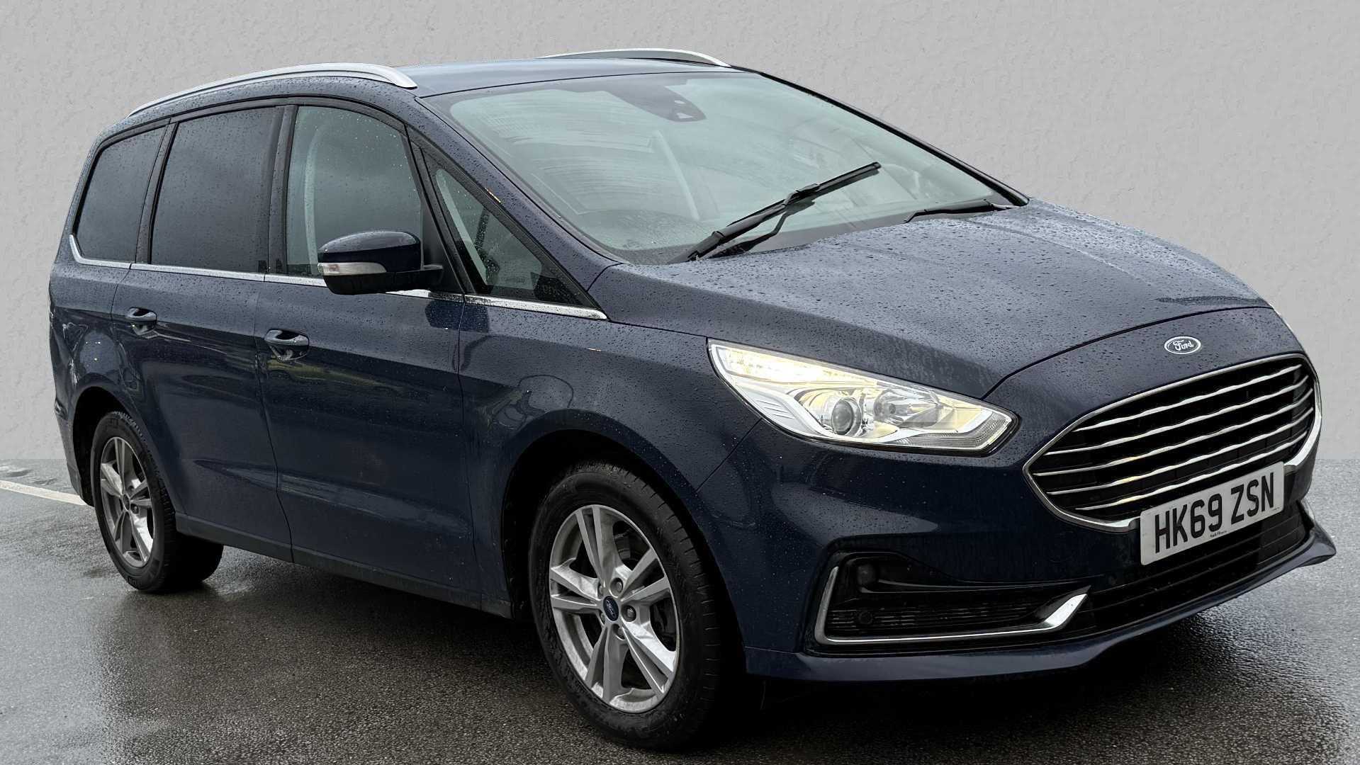 Main listing image - Ford Galaxy